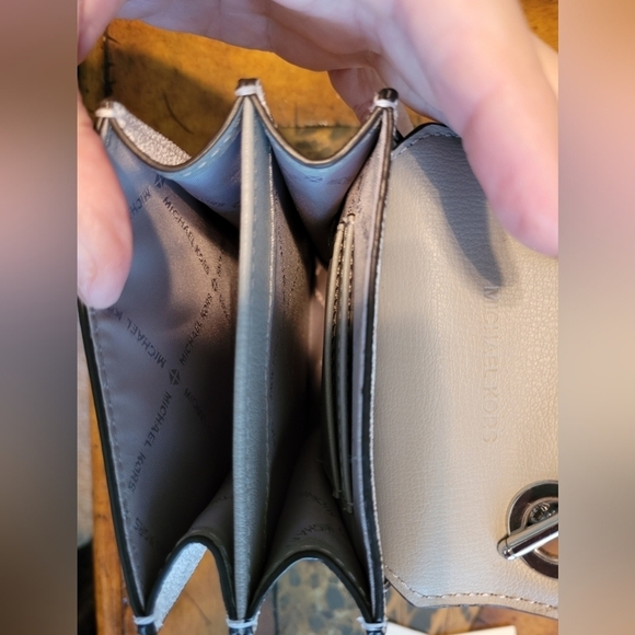 Michael Kors Rose Phone Bag - Picture 8 of 10